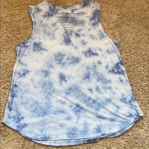 Blue and white tie-dye tank top.